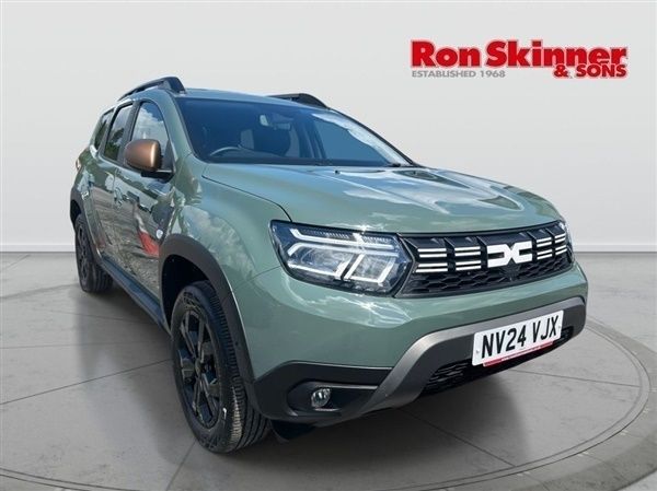 Green Used 2024 Dacia Duster Extreme SUV | £23,999 - Image 1/1