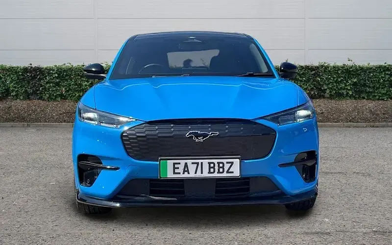 Used Ford Mustang 487 HP (358 kW) 2021 Blue Estate