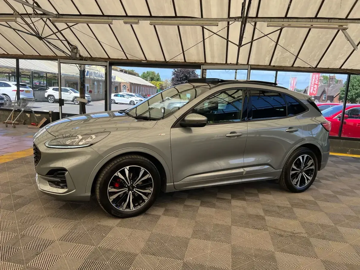 Used Ford Kuga ST-Line X 150 HP (110 kW) 2021 Silver SUV