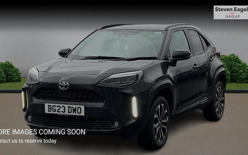 Used Toyota Yaris Hybrid Design 116 HP (85 kW) 2026 Estate