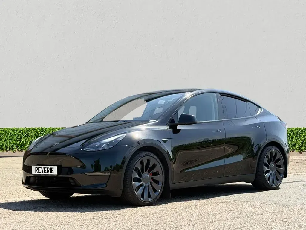 Used Tesla Model Y Performance 313 kW (426 HP) 2024 Black SUV