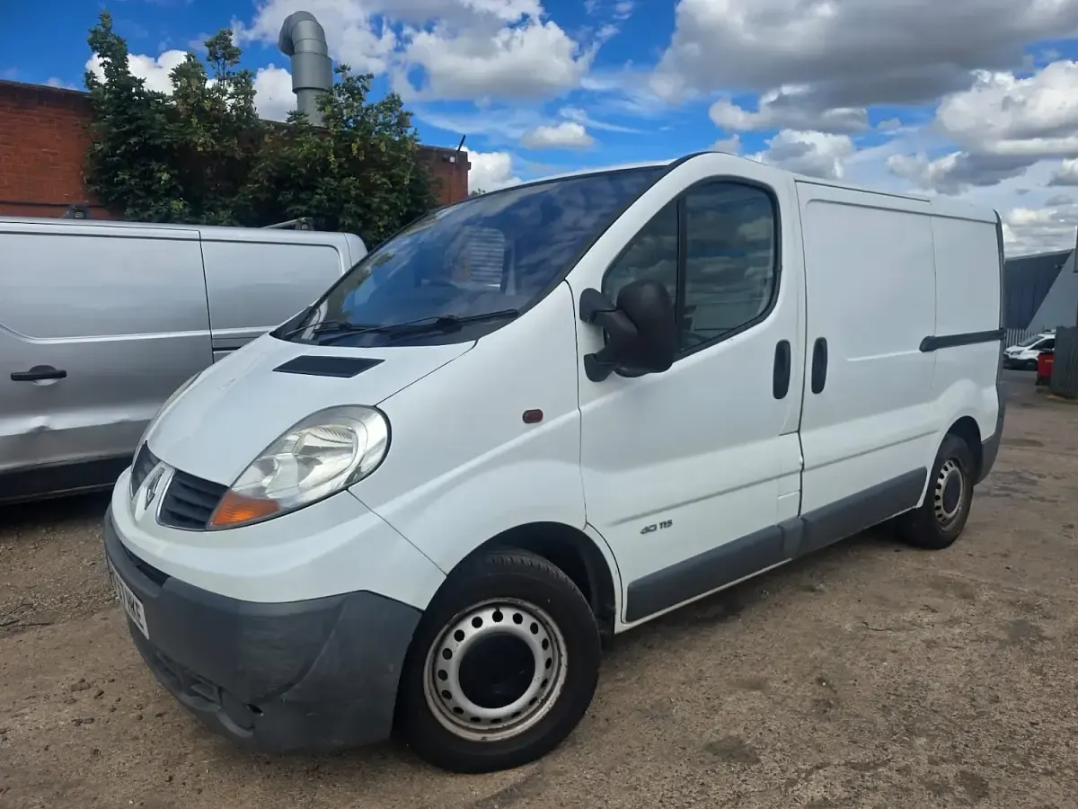 Used Renault Trafic 2007 White MPV