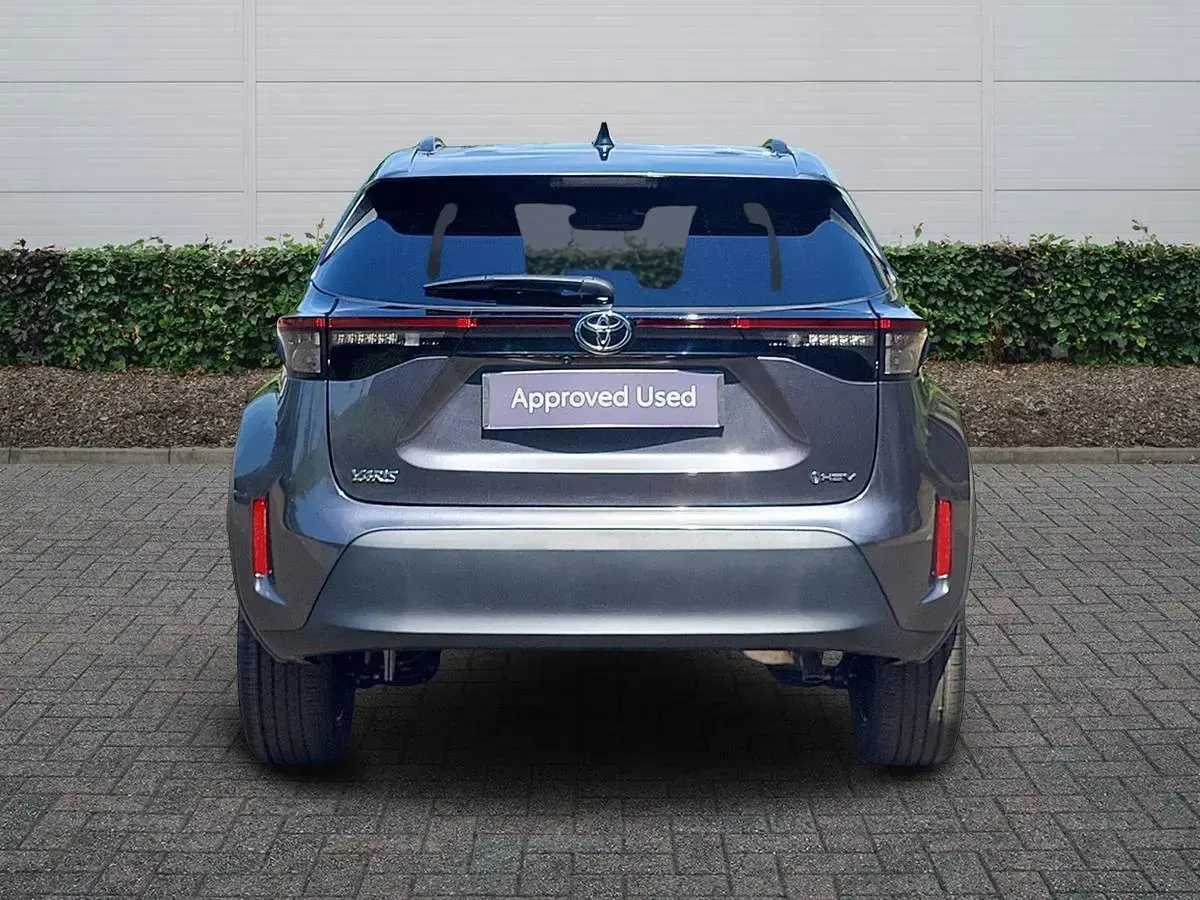 New Toyota Yaris Hybrid Design 2026 Grey Estate