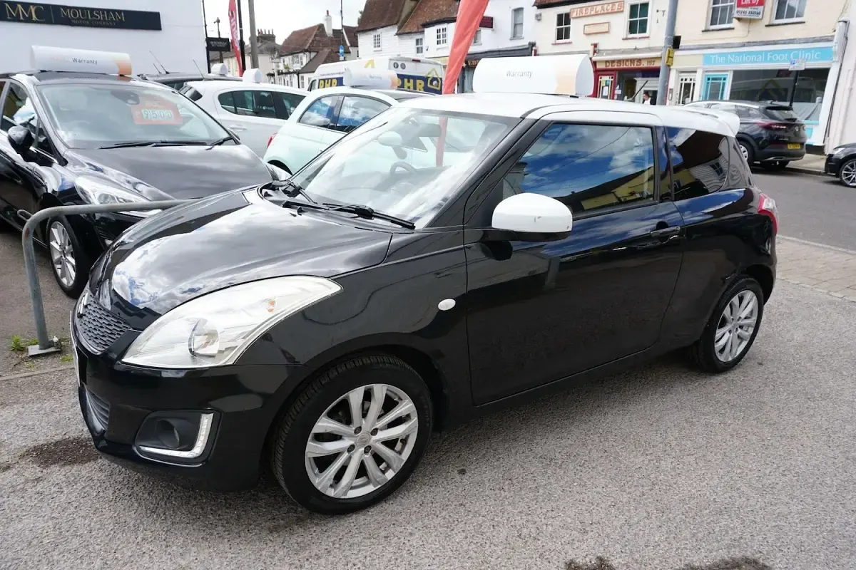 Used Suzuki Swift SZ-L 2015 Black/white Hatchback