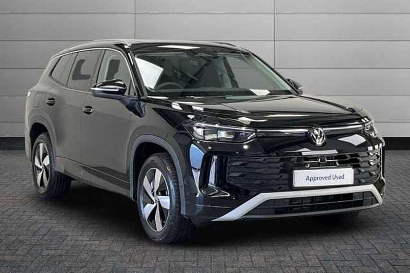 Black Used 2025 VW Tayron Match SUV | £37,990 (Super price) - Image 1/4