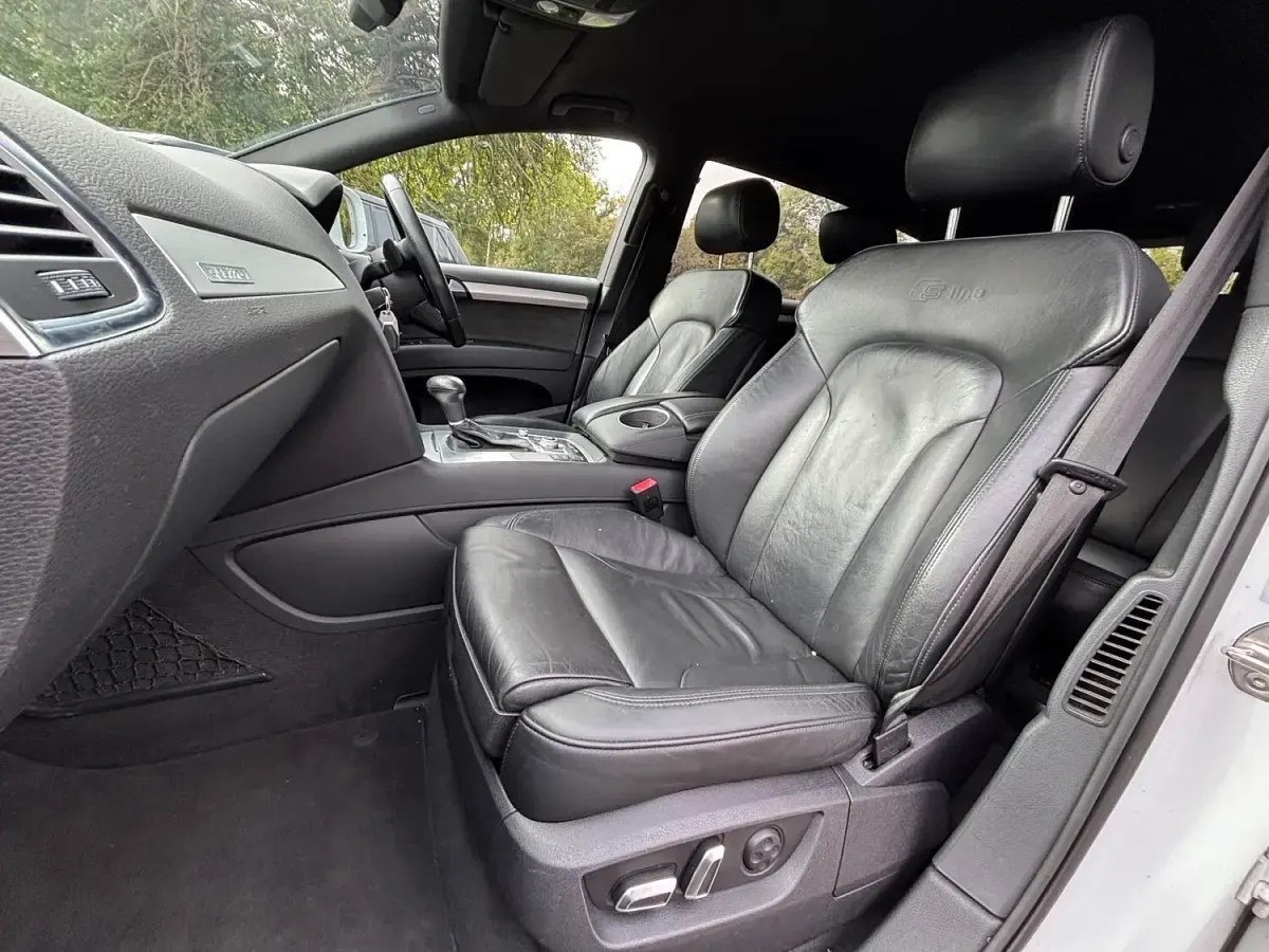 Used Audi Q7 S-line plus 245 HP (180 kW) 2014 White SUV