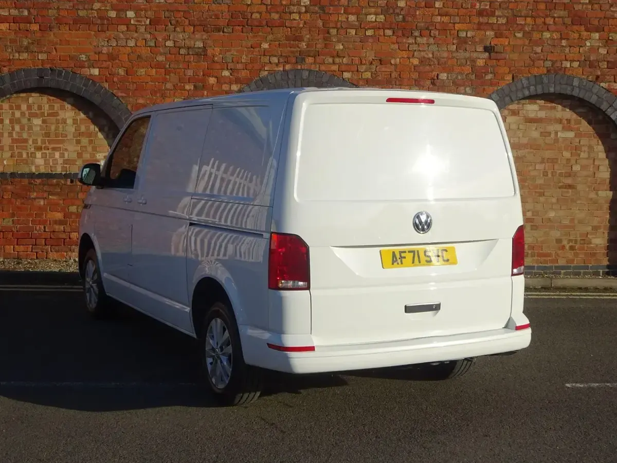 Used VW Transporter Highline 2021 White Van