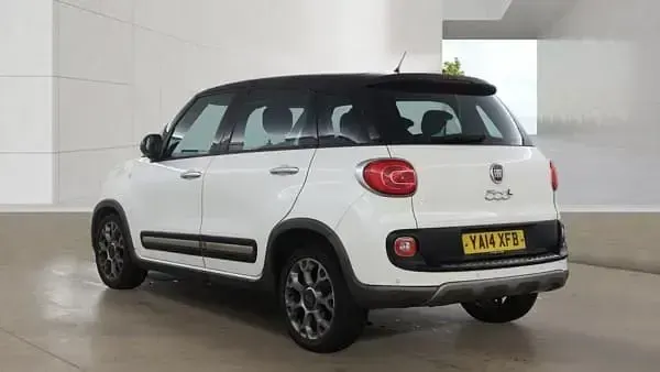 Used Fiat 500L Trekking 85 HP (62 kW) 2014 White MPV