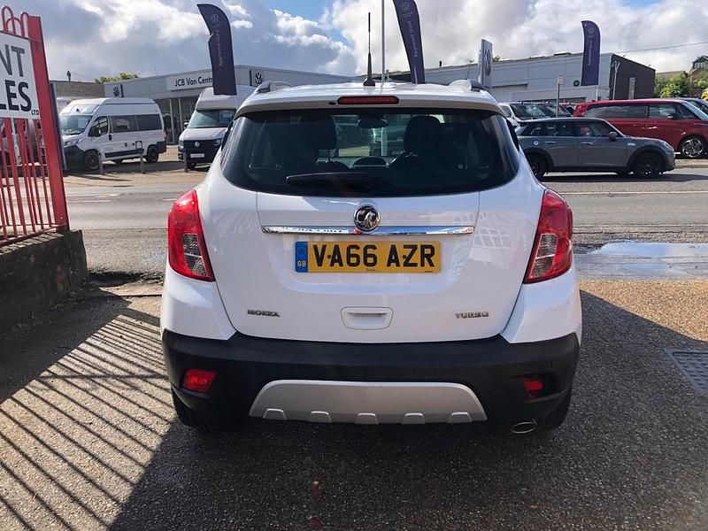 Used Vauxhall Mokka 2016 White SUV