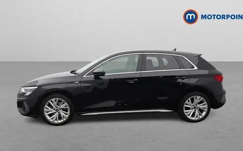 Used Audi A3 Sportback e-tron S-Line 204 HP (150 kW) 2025 Hatchback