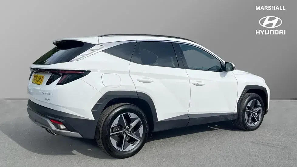 Used Hyundai Tucson Premium 252 HP (185 kW) 2025 White SUV