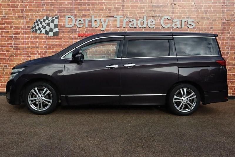 Used Nissan Elgrand 2011 Purple MPV