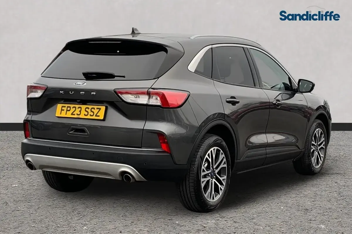Used Ford Kuga Titanium 150 HP (110 kW) 2023 Grey SUV