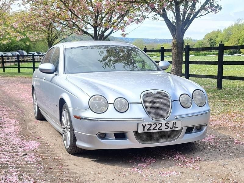 Used Jaguar S-Type SE 240 HP (176 kW) 2007 Silver Sedan