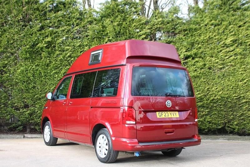 Used VW T6.1 150 HP (110 kW) 2023 Red Van