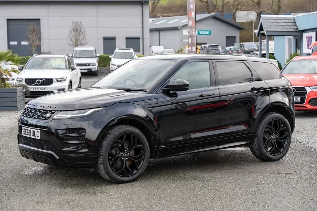 Used Land Rover Range Rover evoque SE Dynamic 180 HP (132 kW) 2019 Black SUV