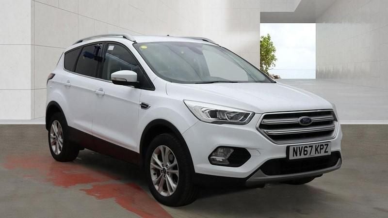 Used Ford Kuga Titanium 150 HP (110 kW) 2018 White SUV