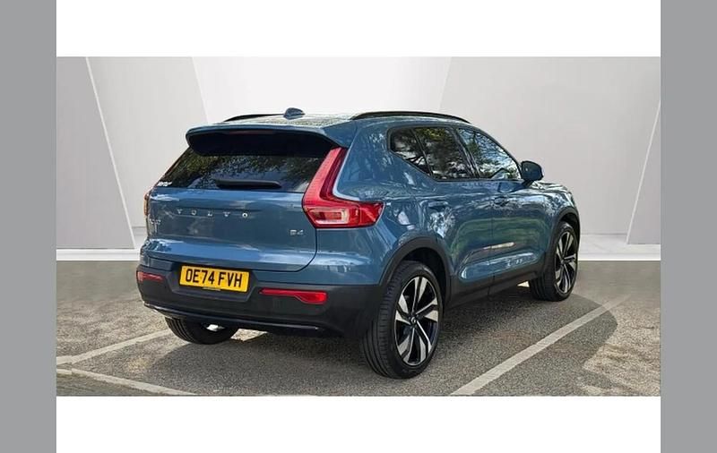 Used Volvo XC40 Ultra 197 HP (144 kW) 2024 Blue SUV