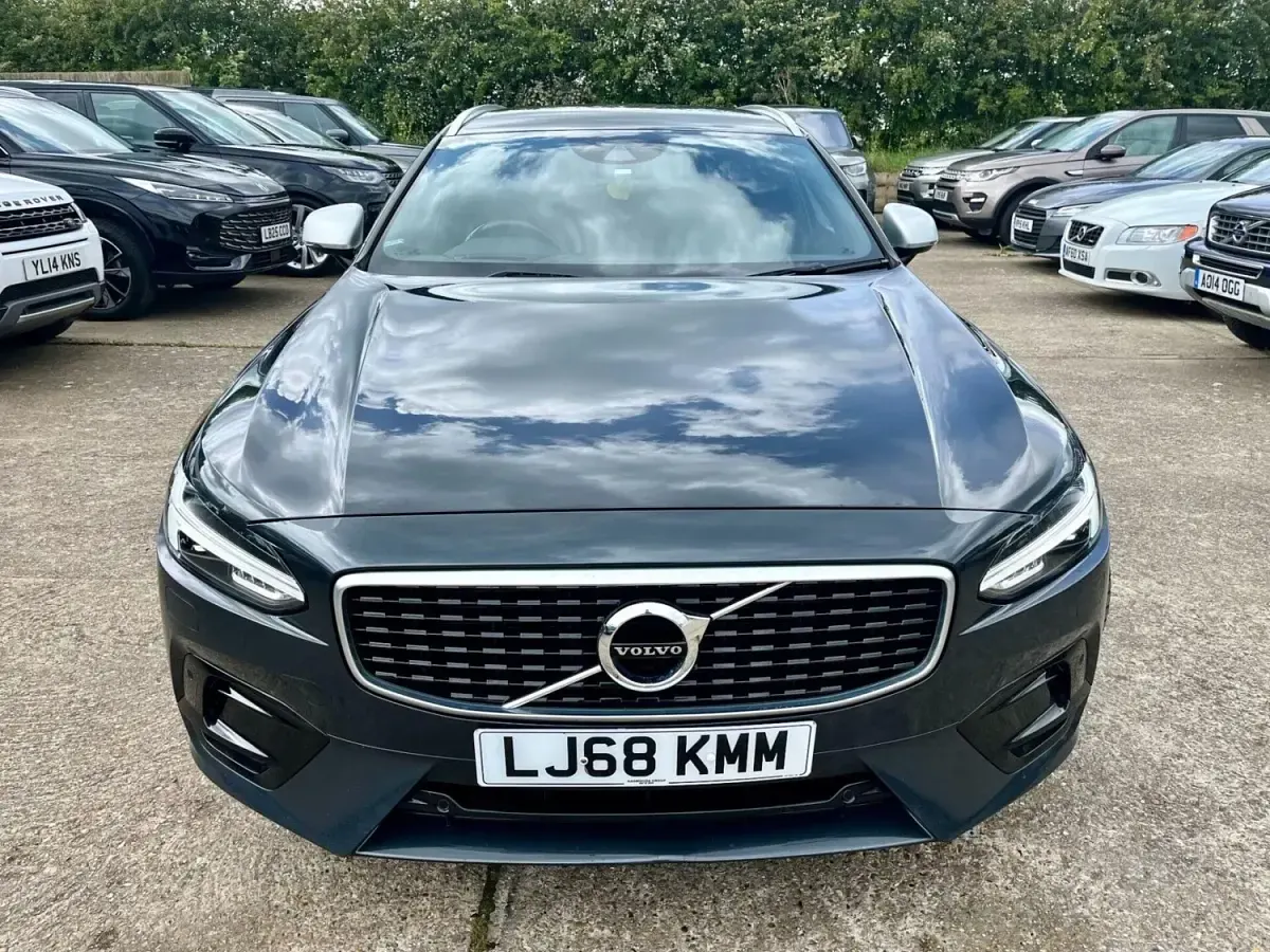 Usado Volvo V90 R-Design Pro 190 CV (139 kW) 2018 Gris Familiar