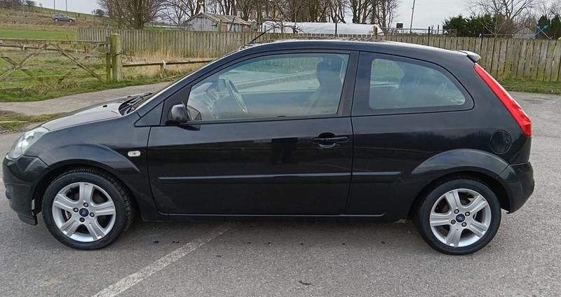 Used Ford Fiesta Zetec 2007 Black Hatchback