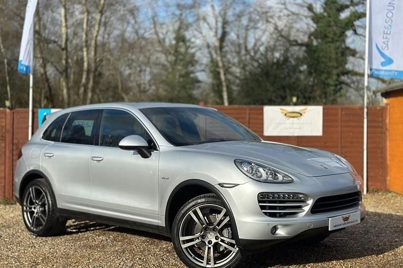 Used Porsche Cayenne 245 HP (180 kW) 2012 Silver SUV