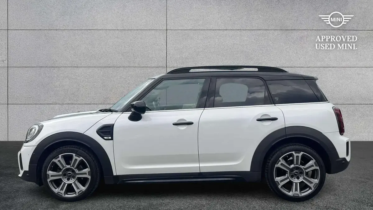 Used Mini Cooper Countryman Exclusive 134 HP (98 kW) 2023 White SUV