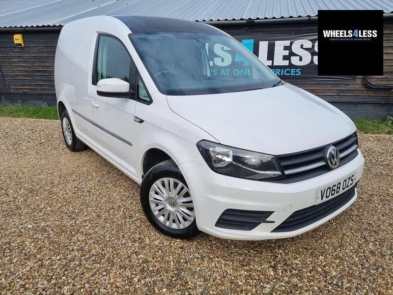 White Used 2018 VW Caddy Trendline MPV | £6,000 (Fair price) - Image 1/4