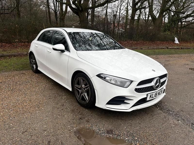 Used Mercedes A180 AMG line 116 HP (85 kW) 2018 White Hatchback