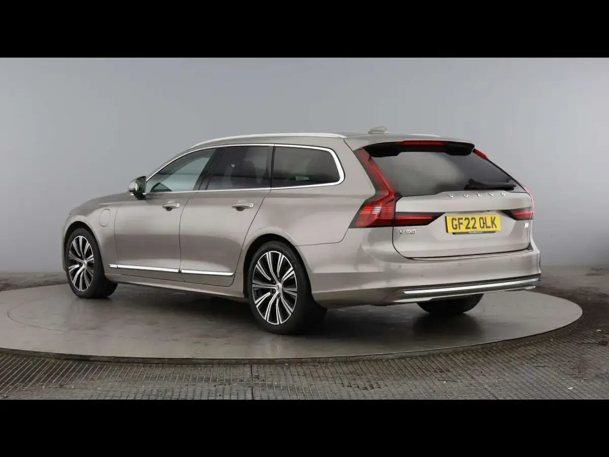 Used Volvo V90 Inscription 350 HP (257 kW) 2022 Grey Estate