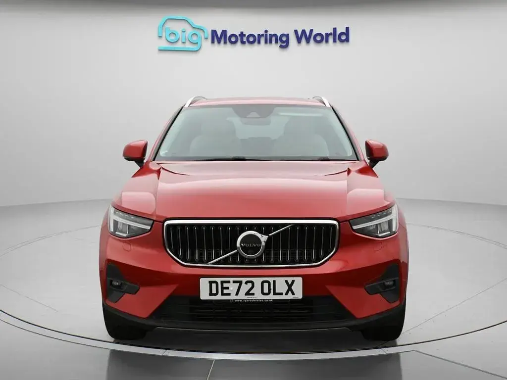 Used Volvo XC40 Ultimate 262 HP (192 kW) 2022 Red SUV
