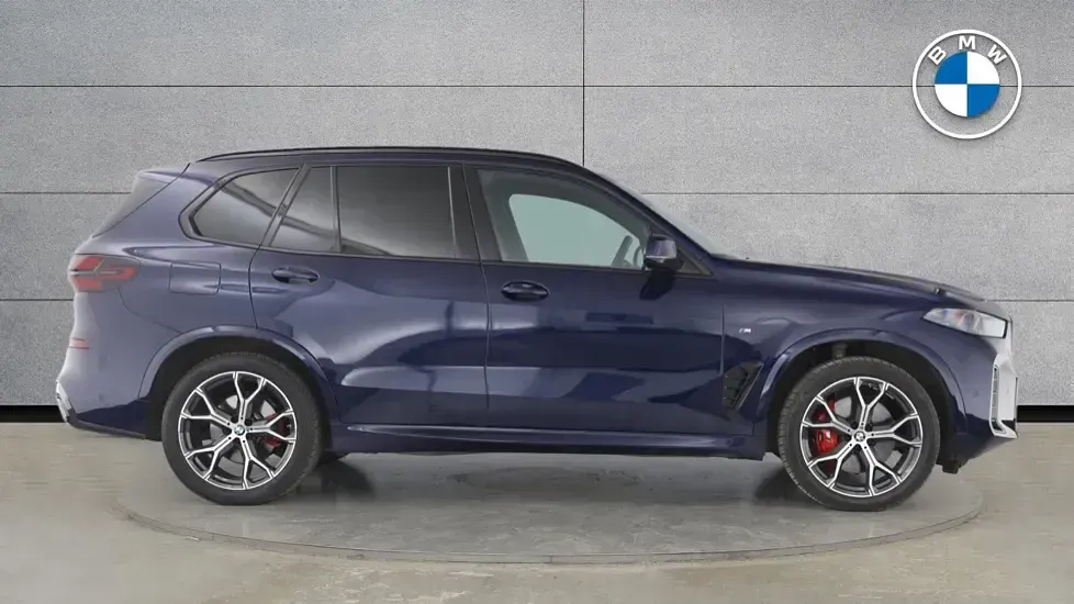 Used BMW X5 M Sport 347 HP (255 kW) 2023 Blue SUV