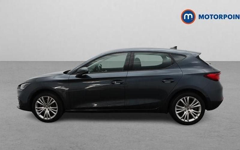 Used Seat Leon SE Dynamic 110 HP (80 kW) 2023 Grey Hatchback