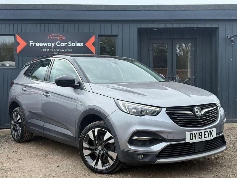 Used Vauxhall Grandland X Sport 131 HP (96 kW) 2019 Grey SUV