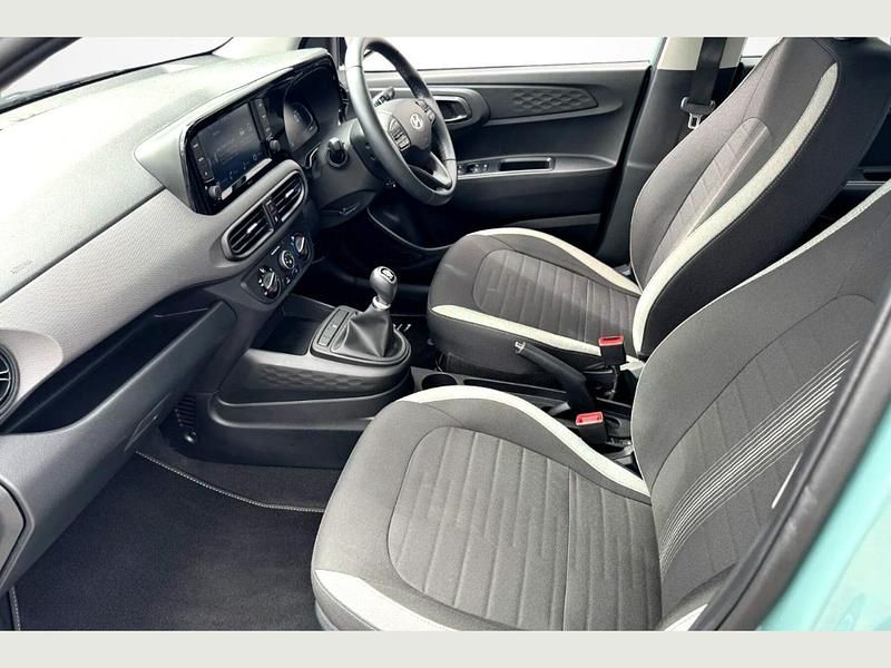 Green Used 2023 Hyundai i10 Advanced Hatchback | £13,495 (Fair price) - Image 1/3