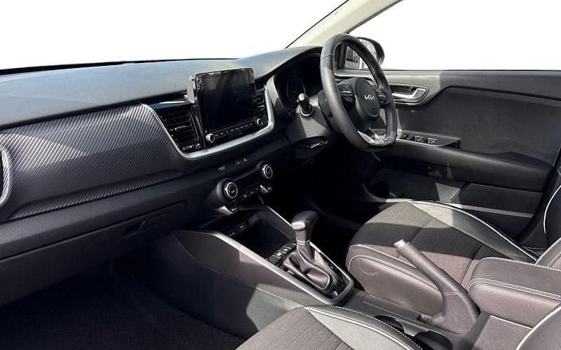 Used Kia Stonic GT-Line 101 HP (74 kW) 2024 Astro grey SUV