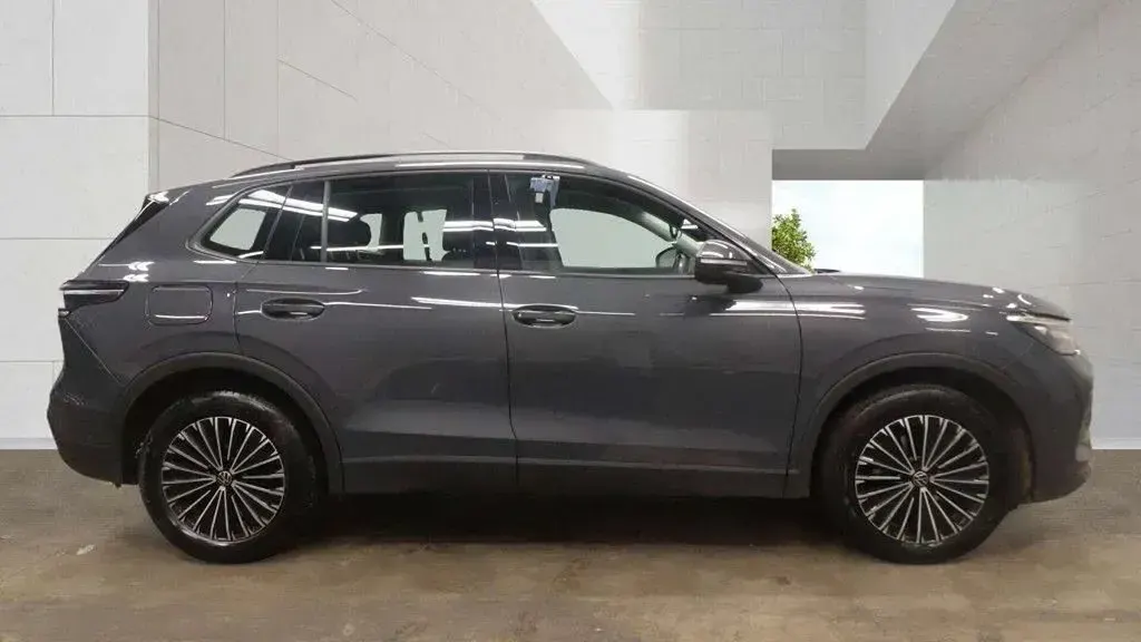 Used VW Tiguan Life 2024 Grey SUV
