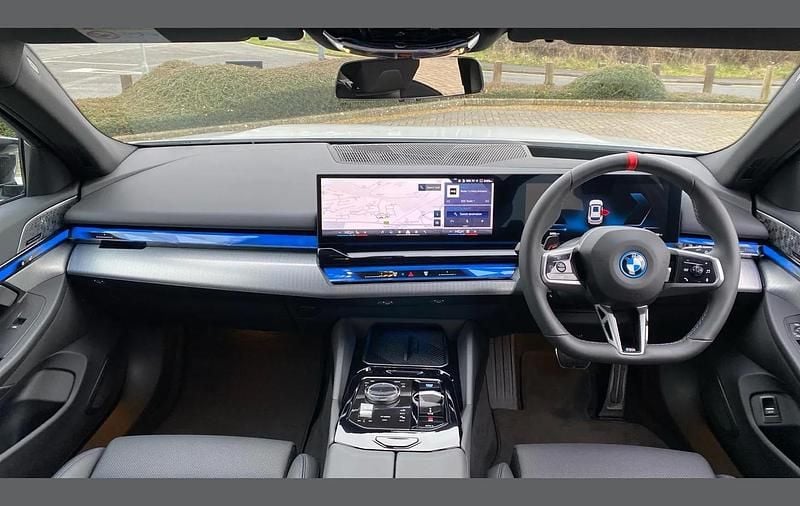 Used BMW i5 Comfort Edition 442 kW (601 HP) 2024 White Sedan