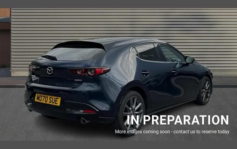 Begagnad Mazda 3 Inclusive 122 HK (89 kW) 2020 Blå Halvkombi