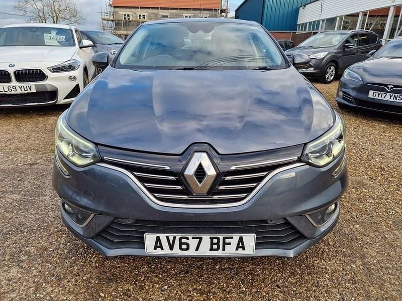 Used Renault Mégane IV Dynamique 130 HP (95 kW) 2017 Grey Hatchback