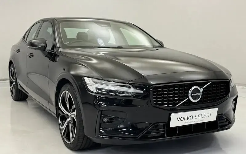 Used Volvo S60 Ultimate 250 HP (183 kW) 2023 Sedan