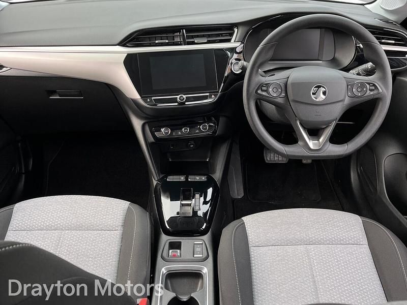 Used Vauxhall Corsa-e Design Edition 100 kW (136 HP) 2024 White Hatchback