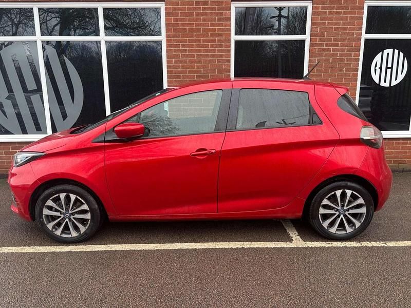 Used Renault Zoe GT-Line 100 kW (136 HP) 2020 Red Hatchback