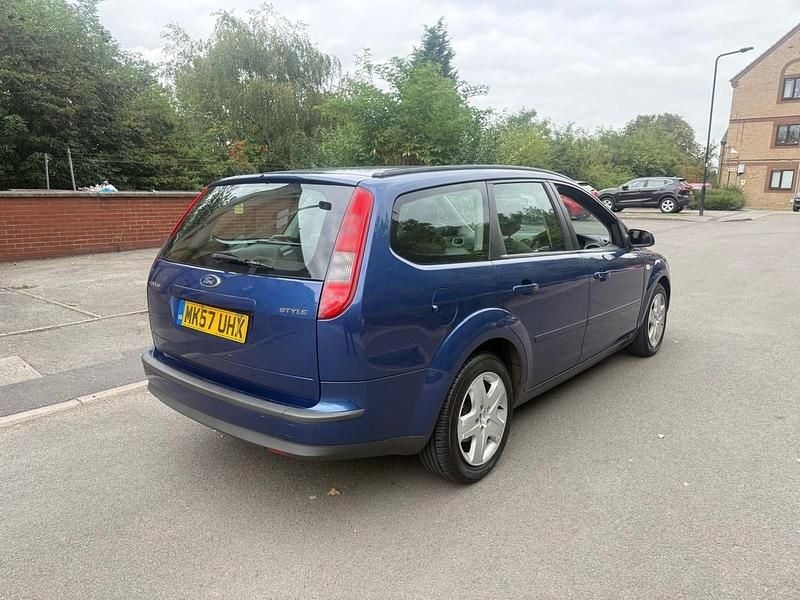 Used Ford Focus Style 100 HP (73 kW) 2007 Blue Estate