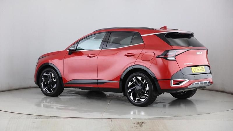 Red Used 2025 Kia Sportage GT-Line SUV | £25,495 (Good price) - Image 1/3