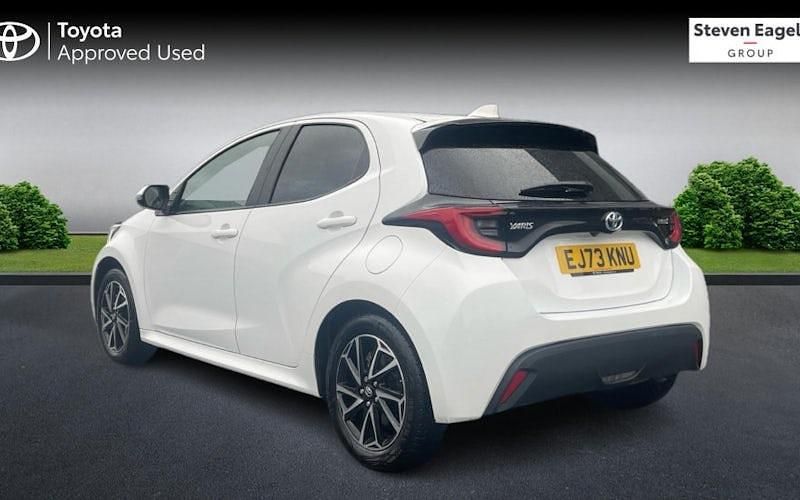 Used Toyota Yaris Hybrid Design 116 HP (85 kW) 2025 Hatchback