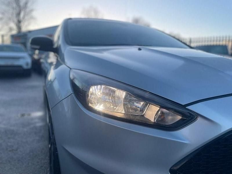 Used Ford Focus ST 185 HP (136 kW) 2015 Silver Hatchback