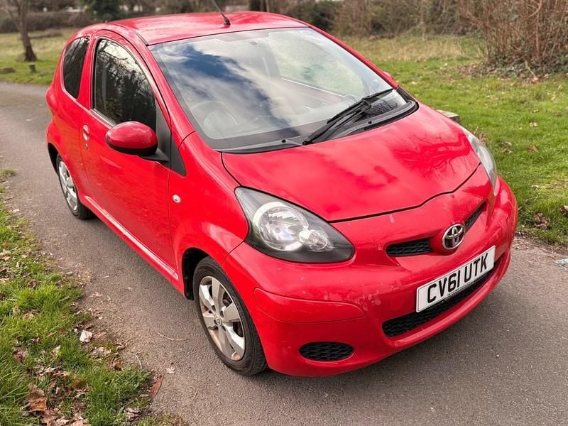 Red Used 2012 Toyota Aygo Hatchback | £1,995 (Good price) - Image 1/4