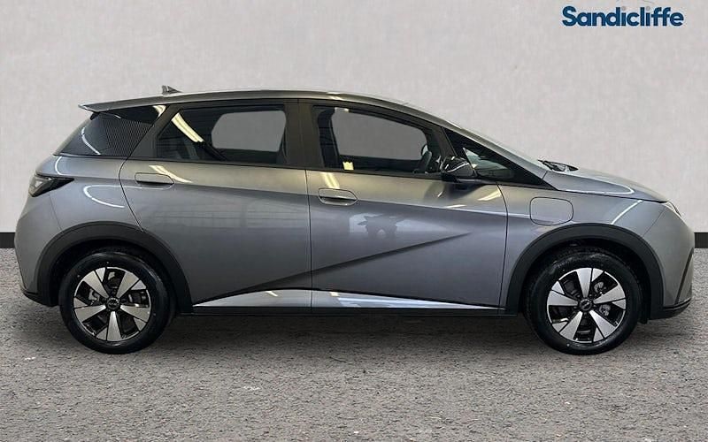 New BYD Dolphin Active 69 kW (95 HP) 2025 Black Hatchback