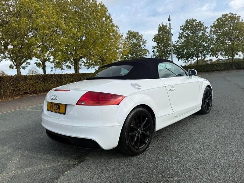 Used Audi TT Roadster Sport 160 HP (117 kW) 2012 White Cabriolet