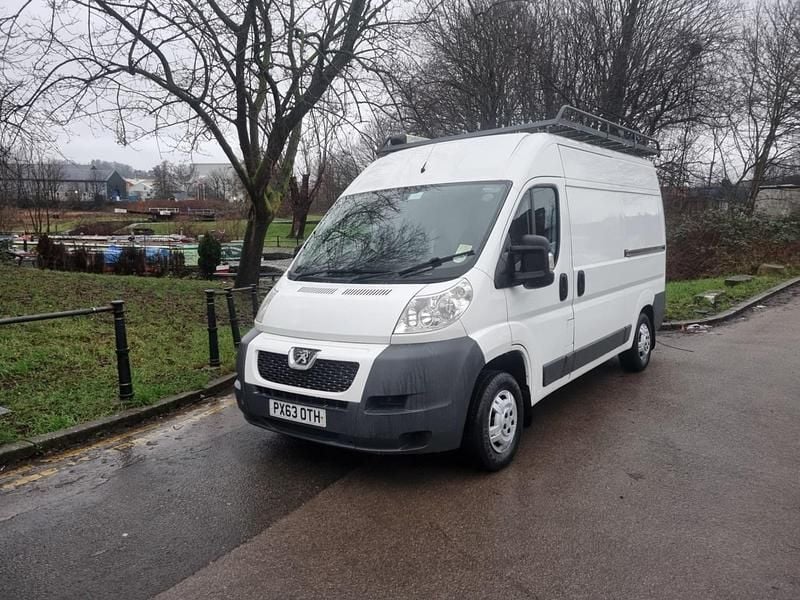 White Used 2013 Peugeot Boxer Van | £5,990 (Good price) - Image 1/4